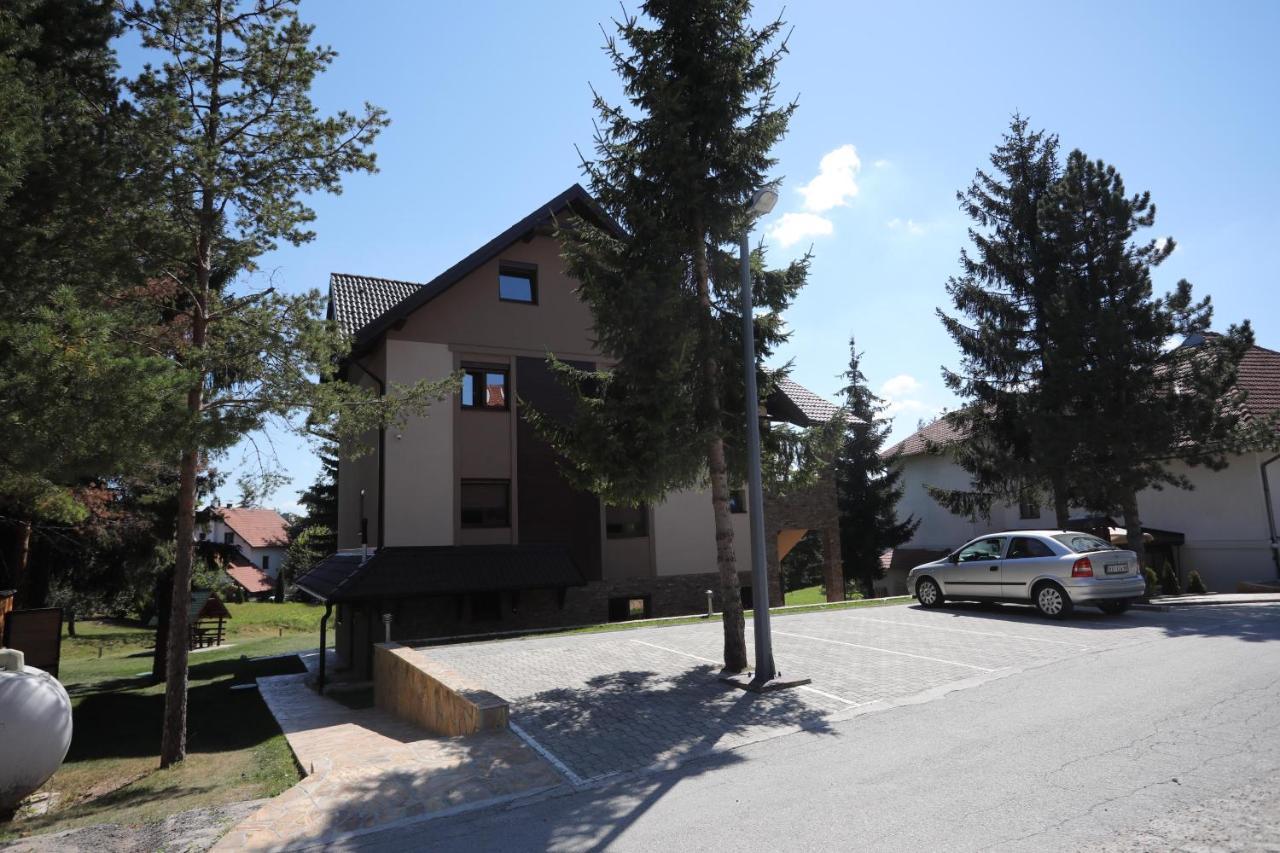 Mipet Apartmani Zlatibor Exterior photo